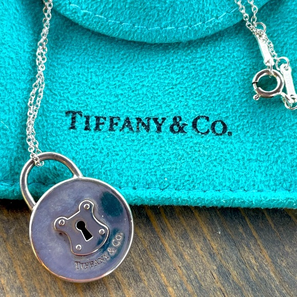 Tiffany & Co Round Lock Necklace